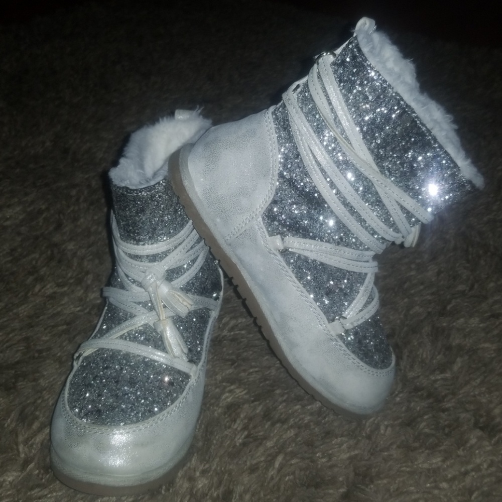 Toddler glitter boots